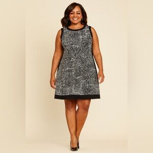 DKNY-  Black and White Sleeveless Dress - 14W